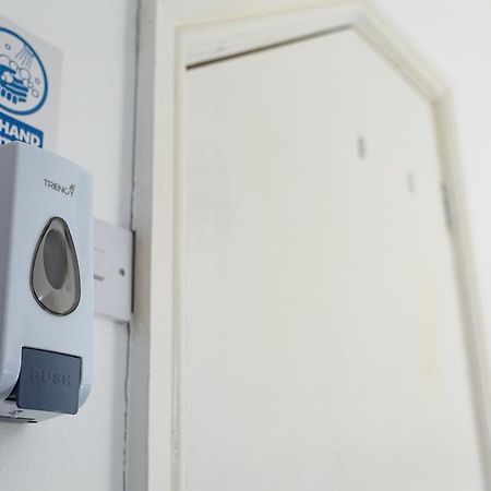 Host Liverpool - Rooms In A Spacious Coliving And Coworking Home With Garden, And Parking Close To Centre Esterno foto
